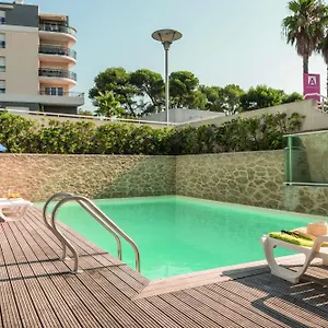 Apart-hotel Appart'city Classic, Antibes